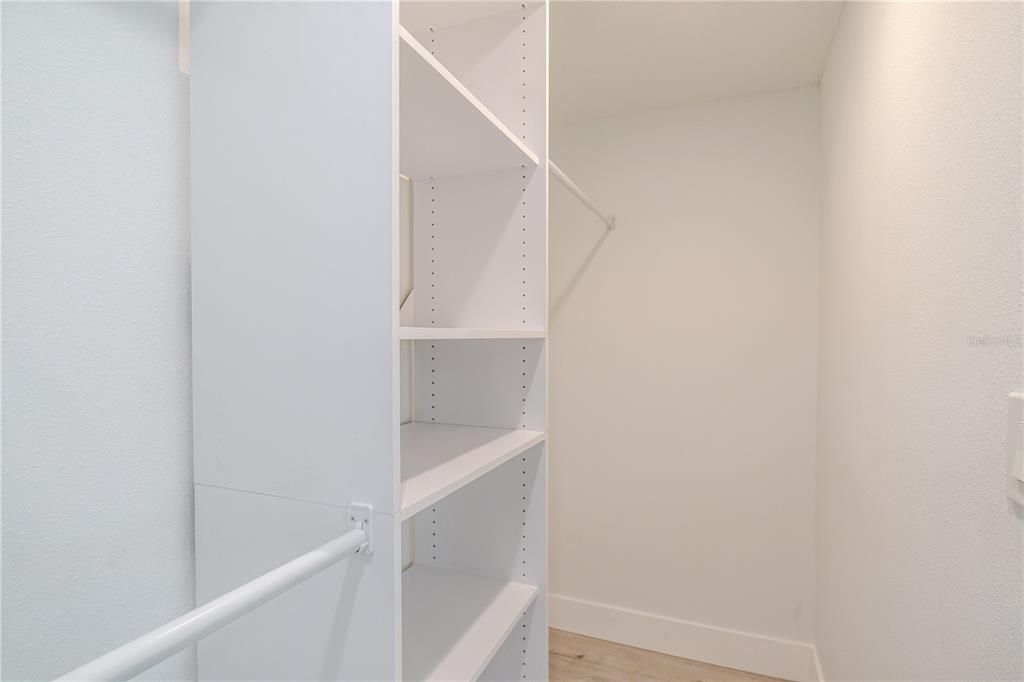 出租: $3,700 (4 贝兹, 2 浴室, 1920 平方英尺)