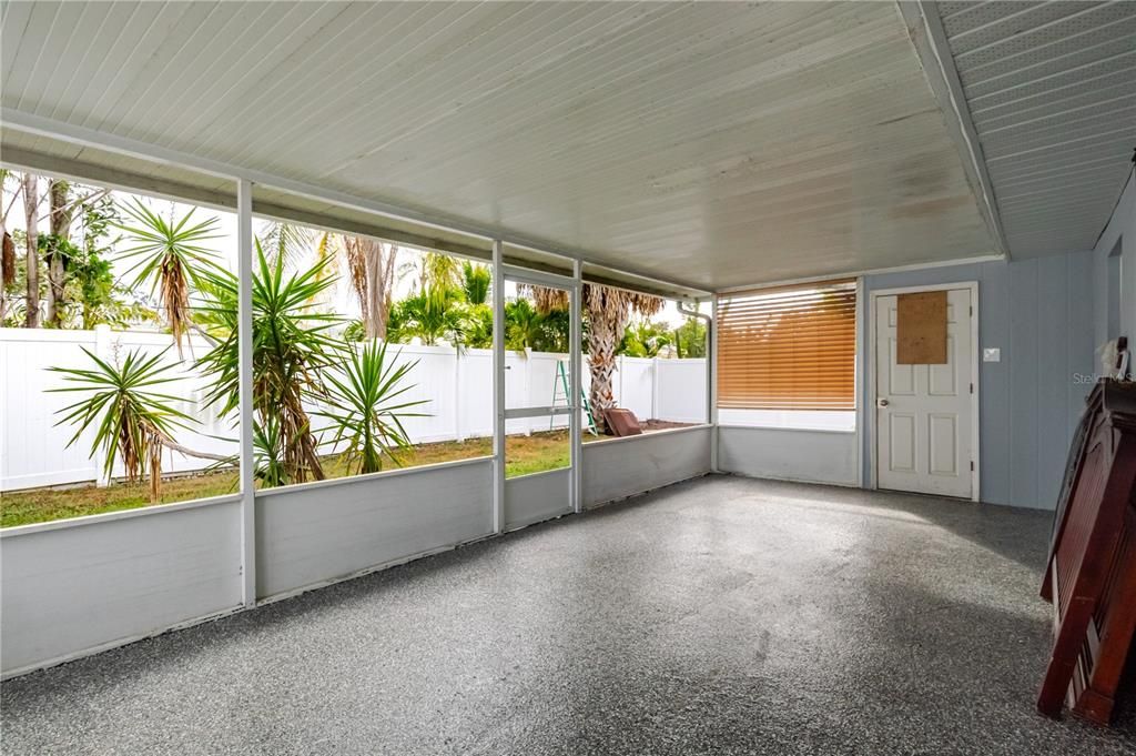 出租: $3,700 (4 贝兹, 2 浴室, 1920 平方英尺)