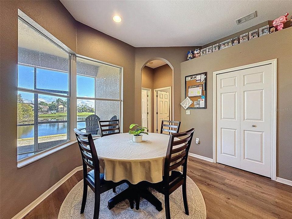 待售: $499,900 (5 贝兹, 3 浴室, 3002 平方英尺)