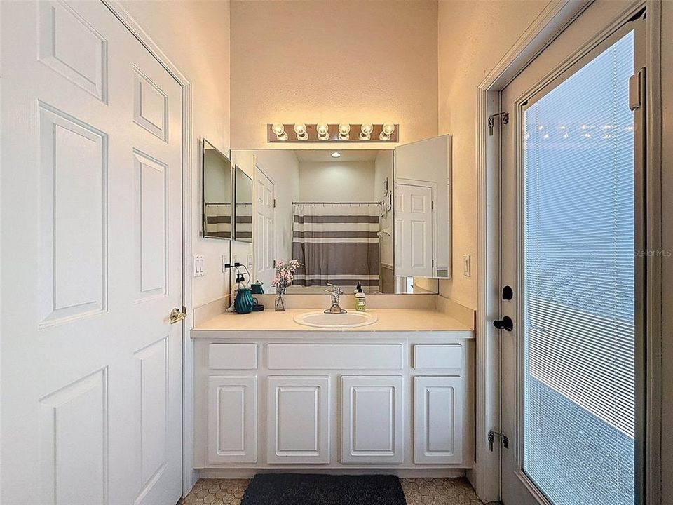 待售: $499,900 (5 贝兹, 3 浴室, 3002 平方英尺)