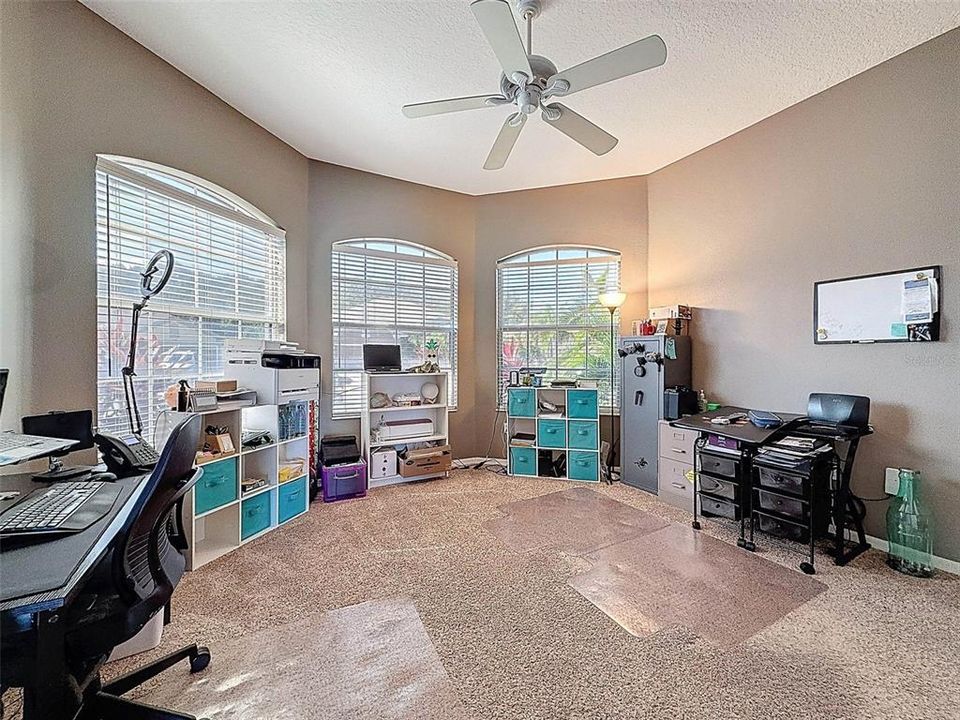 待售: $499,900 (5 贝兹, 3 浴室, 3002 平方英尺)