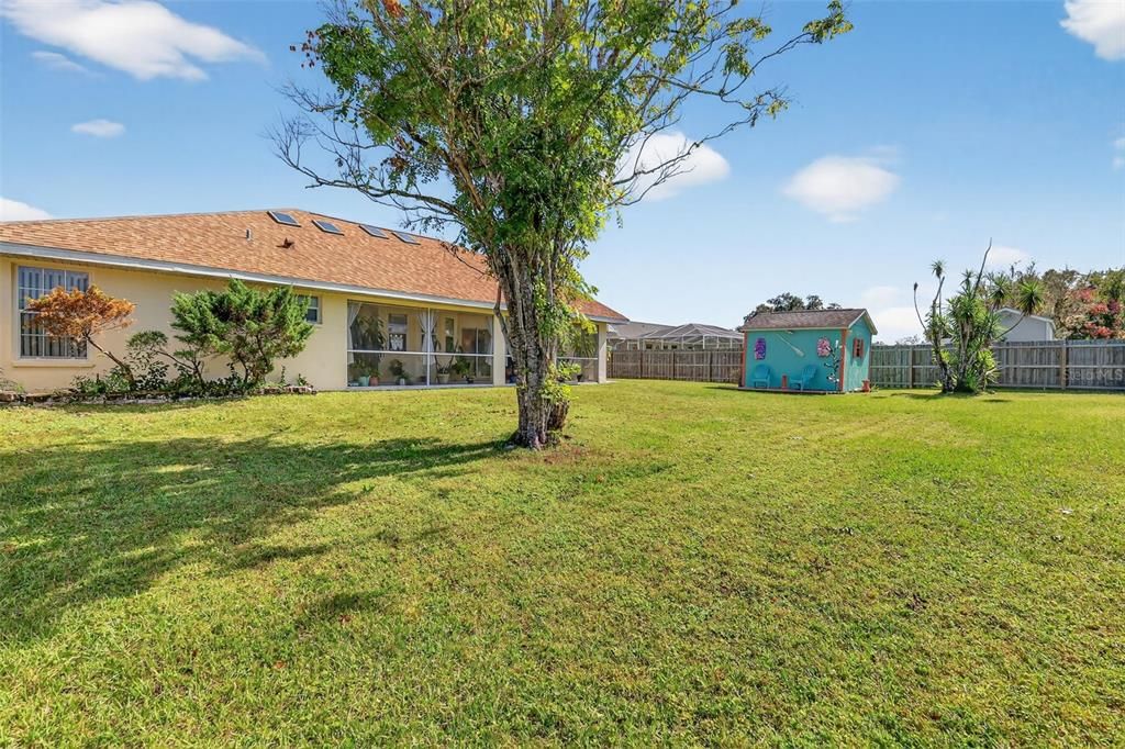 For Sale: $345,000 (3 beds, 2 baths, 1827 Square Feet)