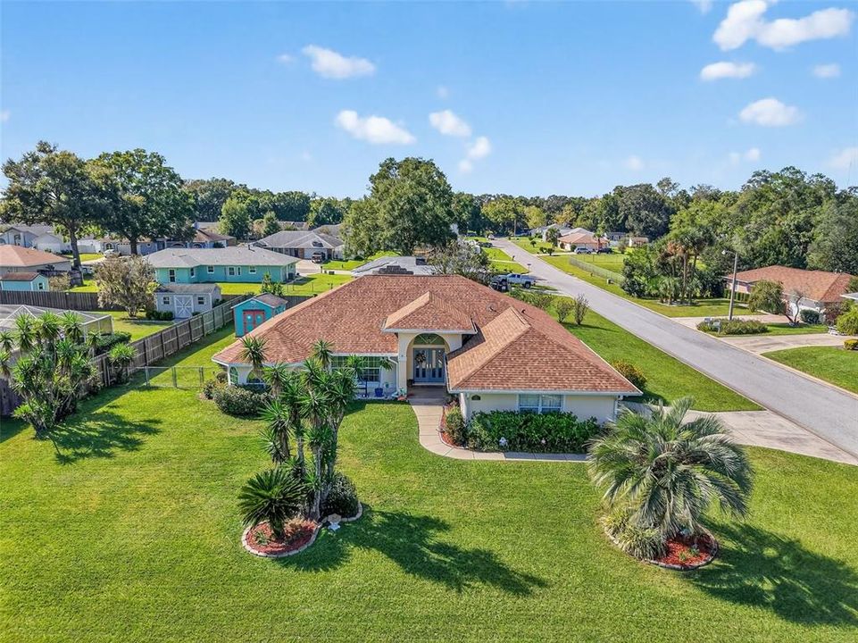 For Sale: $345,000 (3 beds, 2 baths, 1827 Square Feet)