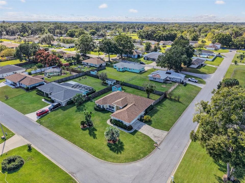 For Sale: $345,000 (3 beds, 2 baths, 1827 Square Feet)