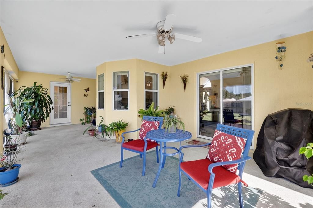 For Sale: $345,000 (3 beds, 2 baths, 1827 Square Feet)