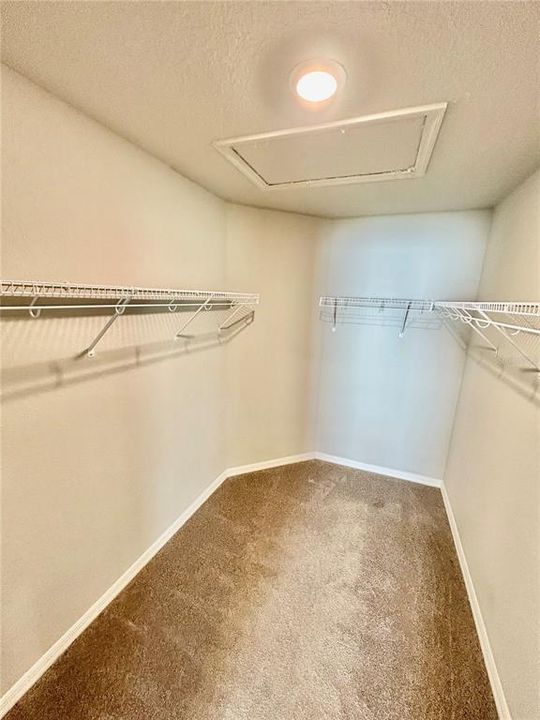 На продажу: $375,000 (3 спален, 2 ванн, 1479 Квадратных фут)