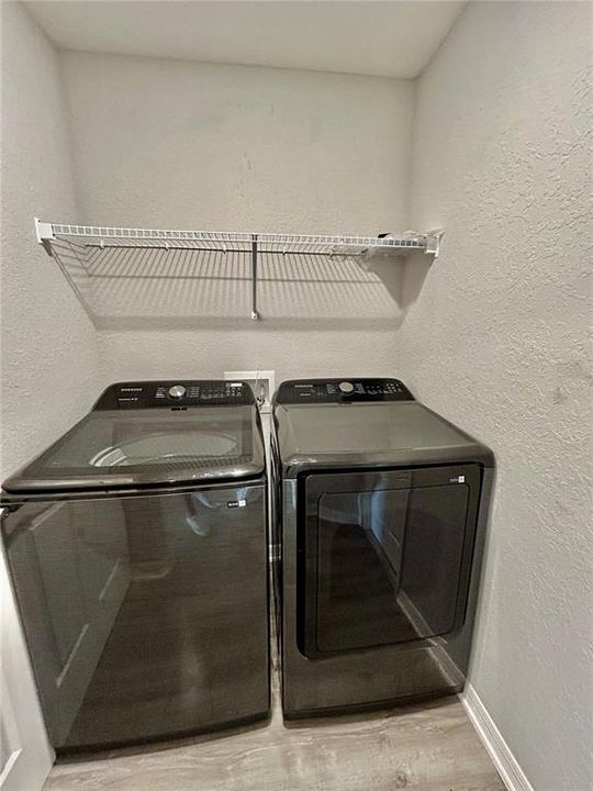 На продажу: $375,000 (3 спален, 2 ванн, 1479 Квадратных фут)