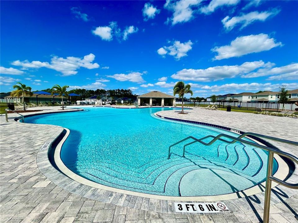 На продажу: $375,000 (3 спален, 2 ванн, 1479 Квадратных фут)