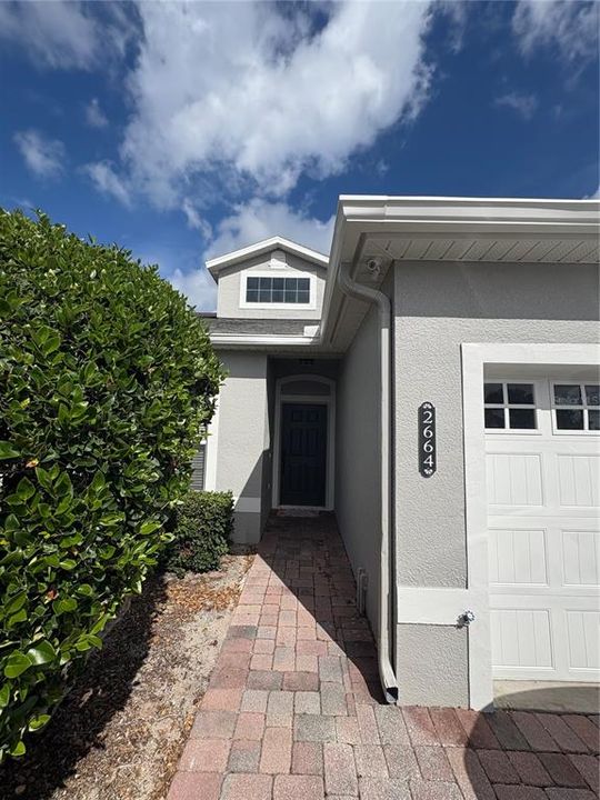 For Rent: $1,950 (2 beds, 2 baths, 1419 Square Feet)