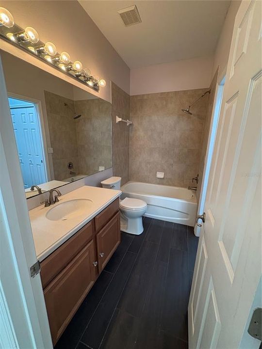 For Rent: $1,950 (2 beds, 2 baths, 1419 Square Feet)