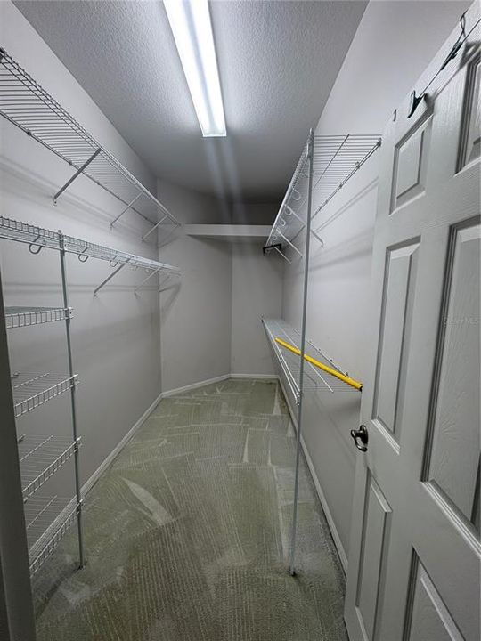 For Rent: $1,950 (2 beds, 2 baths, 1419 Square Feet)