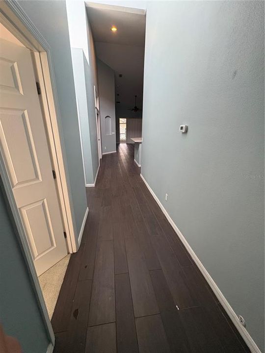 For Rent: $1,950 (2 beds, 2 baths, 1419 Square Feet)