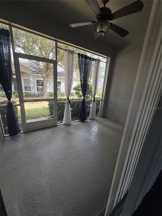 For Rent: $1,950 (2 beds, 2 baths, 1419 Square Feet)