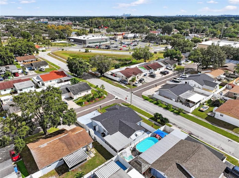 Под контрактом: $359,000 (2 спален, 2 ванн, 1320 Квадратных фут)