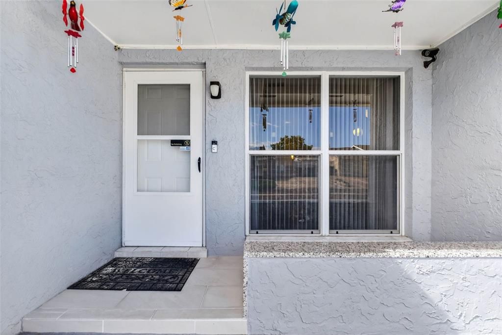 Под контрактом: $359,000 (2 спален, 2 ванн, 1320 Квадратных фут)