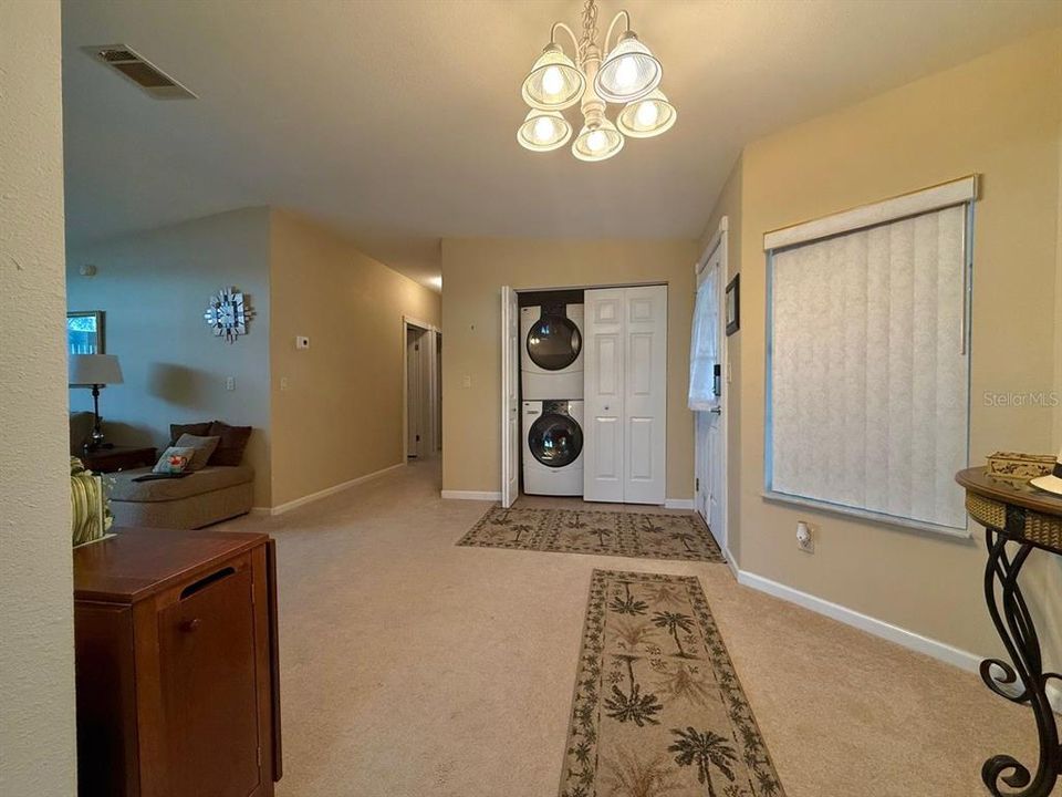 Active With Contract: $299,900 (3 beds, 3 baths, 1829 Square Feet)