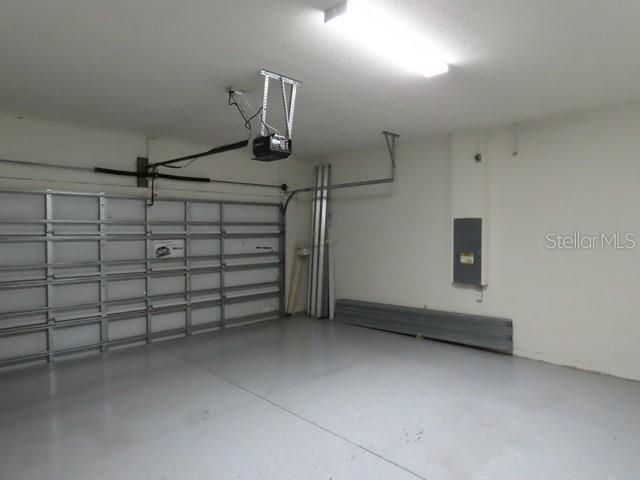 На продажу: $399,900 (4 спален, 2 ванн, 2068 Квадратных фут)