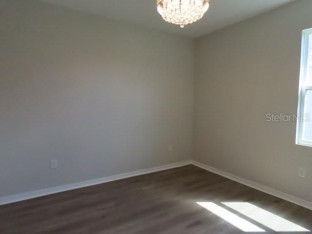 На продажу: $399,900 (4 спален, 2 ванн, 2068 Квадратных фут)