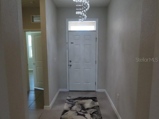 На продажу: $399,900 (4 спален, 2 ванн, 2068 Квадратных фут)