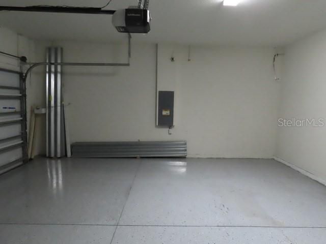 На продажу: $399,900 (4 спален, 2 ванн, 2068 Квадратных фут)