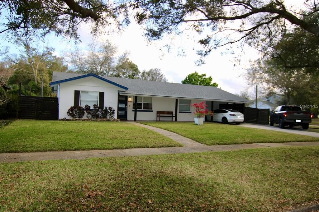 For Sale: $549,000 (3 beds, 2 baths, 1340 Square Feet)