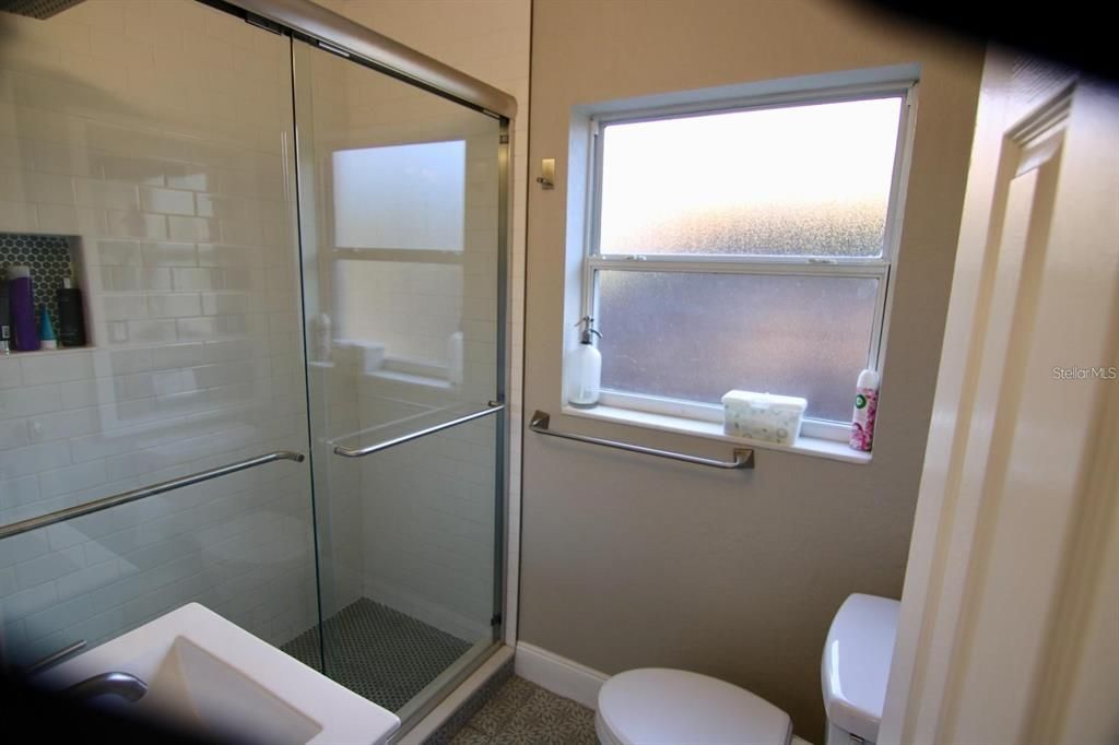 For Sale: $549,000 (3 beds, 2 baths, 1340 Square Feet)