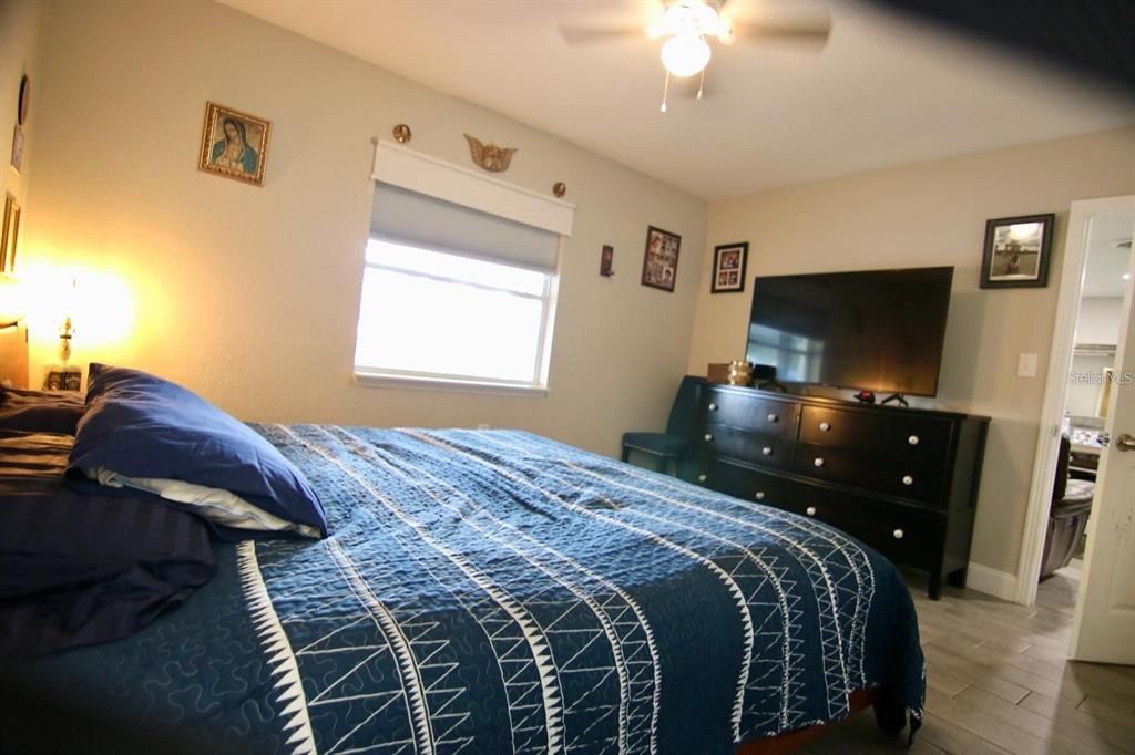 For Sale: $549,000 (3 beds, 2 baths, 1340 Square Feet)