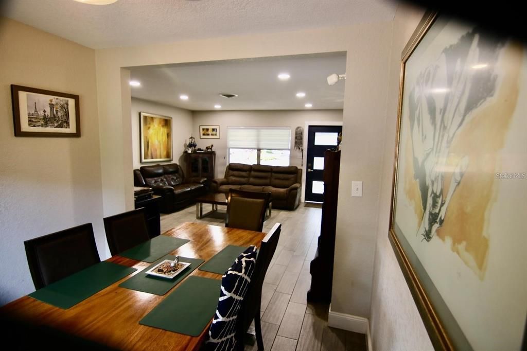 For Sale: $549,000 (3 beds, 2 baths, 1340 Square Feet)