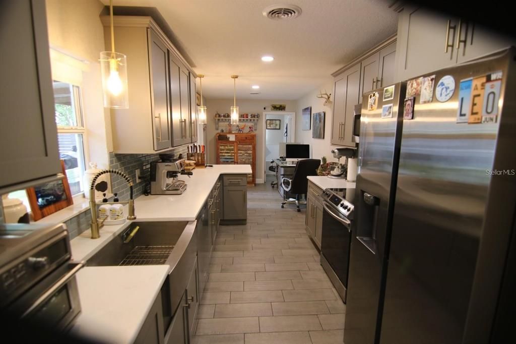 For Sale: $549,000 (3 beds, 2 baths, 1340 Square Feet)