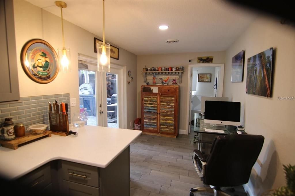 For Sale: $549,000 (3 beds, 2 baths, 1340 Square Feet)