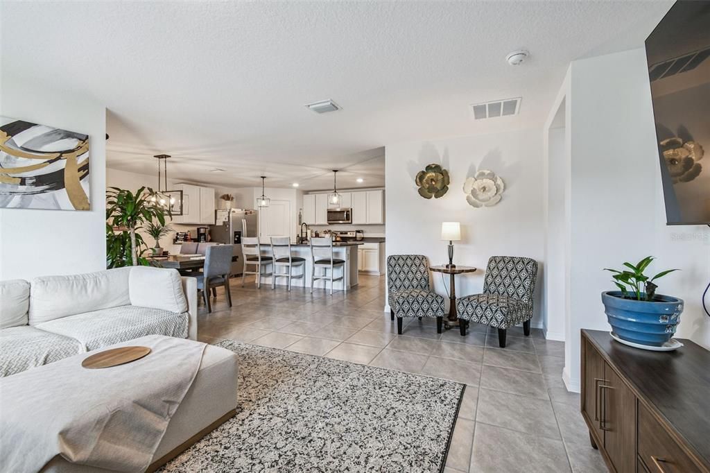 For Sale: $364,900 (4 beds, 2 baths, 1846 Square Feet)