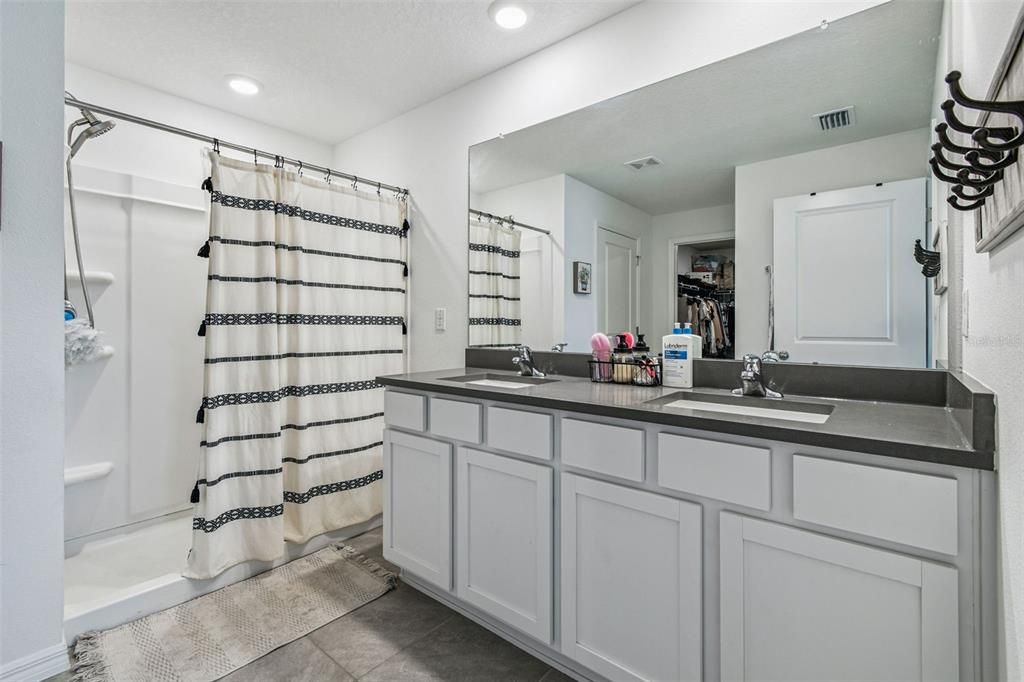 For Sale: $364,900 (4 beds, 2 baths, 1846 Square Feet)