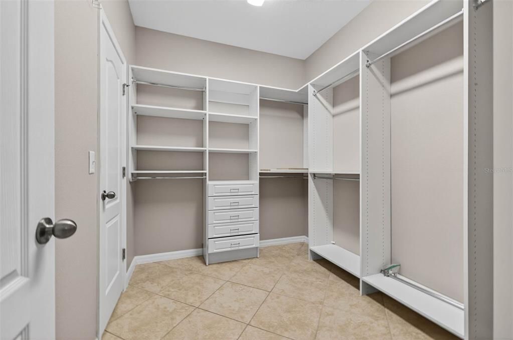 For Rent: $2,600 (3 beds, 2 baths, 1754 Square Feet)