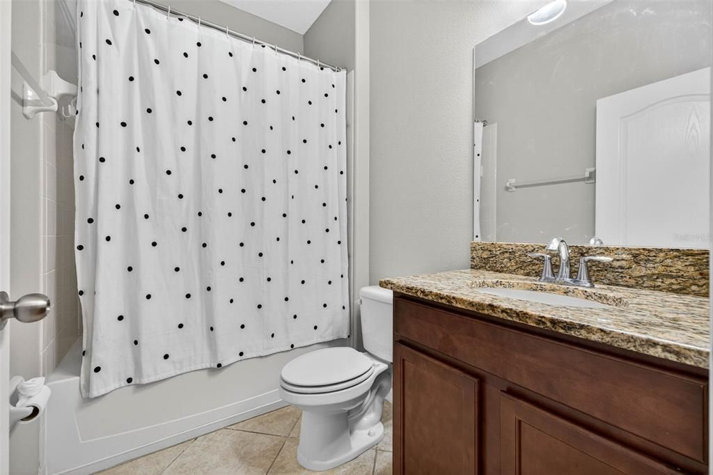 For Rent: $2,600 (3 beds, 2 baths, 1754 Square Feet)