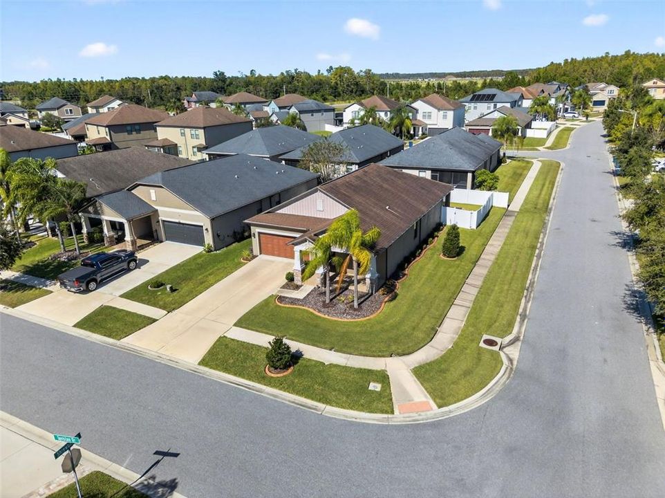 For Rent: $2,600 (3 beds, 2 baths, 1754 Square Feet)