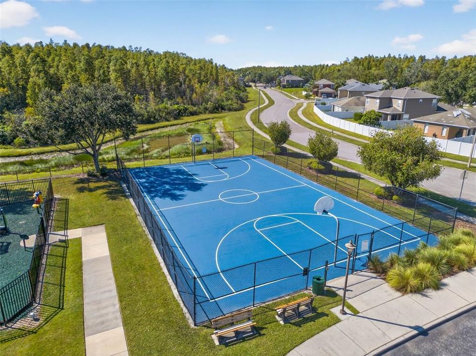 For Rent: $2,600 (3 beds, 2 baths, 1754 Square Feet)