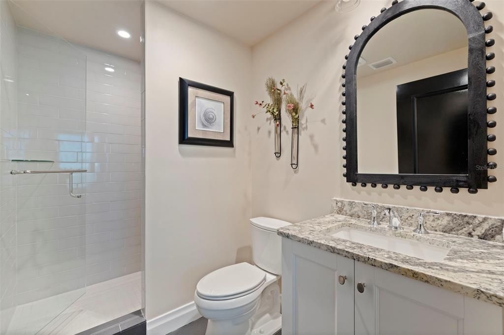 Activo con contrato: $2,995,000 (3 camas, 3 baños, 2746 Pies cuadrados)