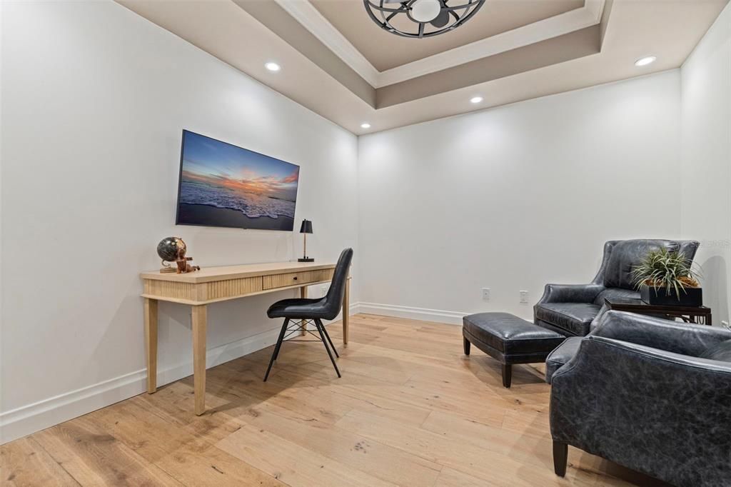 Activo con contrato: $2,995,000 (3 camas, 3 baños, 2746 Pies cuadrados)