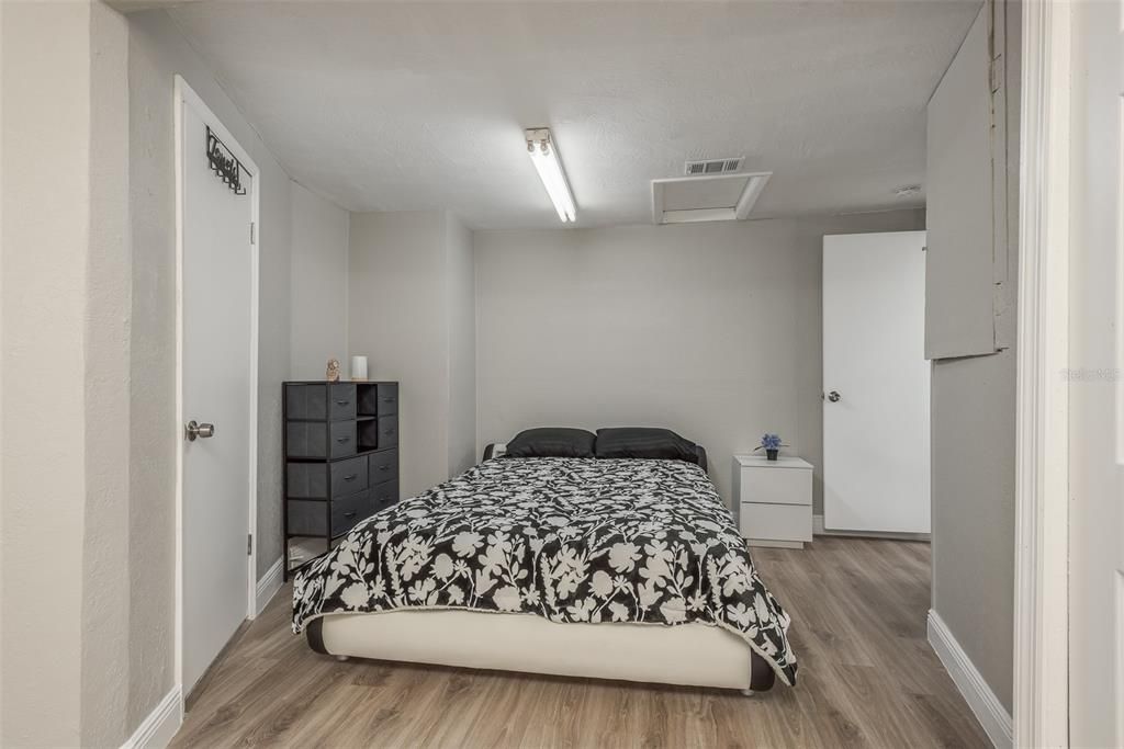 待售: $310,000 (3 贝兹, 2 浴室, 1298 平方英尺)