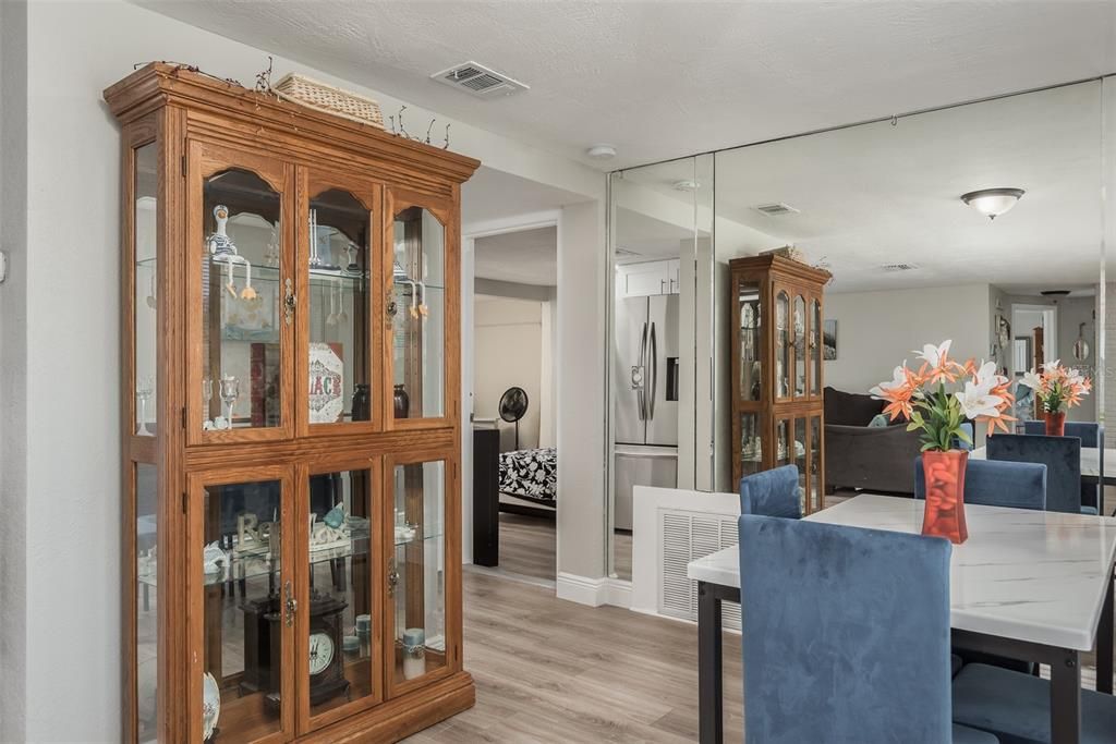 待售: $310,000 (3 贝兹, 2 浴室, 1298 平方英尺)