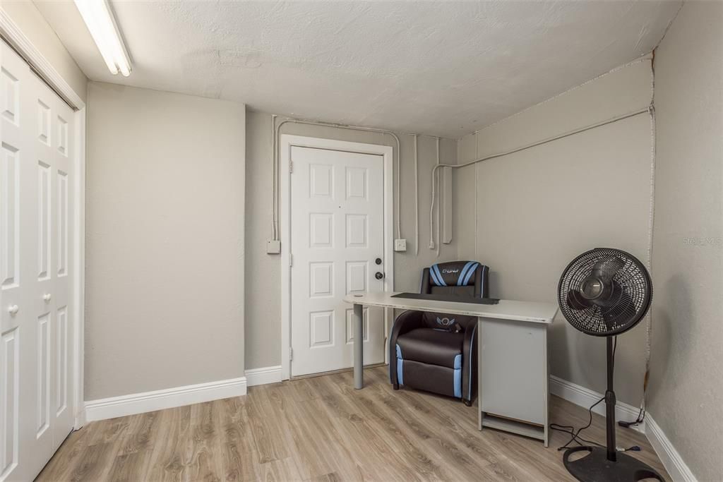 待售: $310,000 (3 贝兹, 2 浴室, 1298 平方英尺)