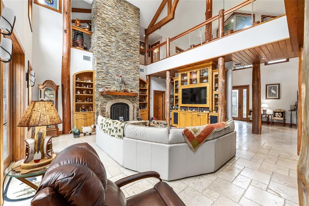 For Sale: $899,999 (3 beds, 4 baths, 4911 Square Feet)
