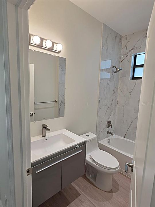 For Sale: $399,000 (3 beds, 2 baths, 1703 Square Feet)