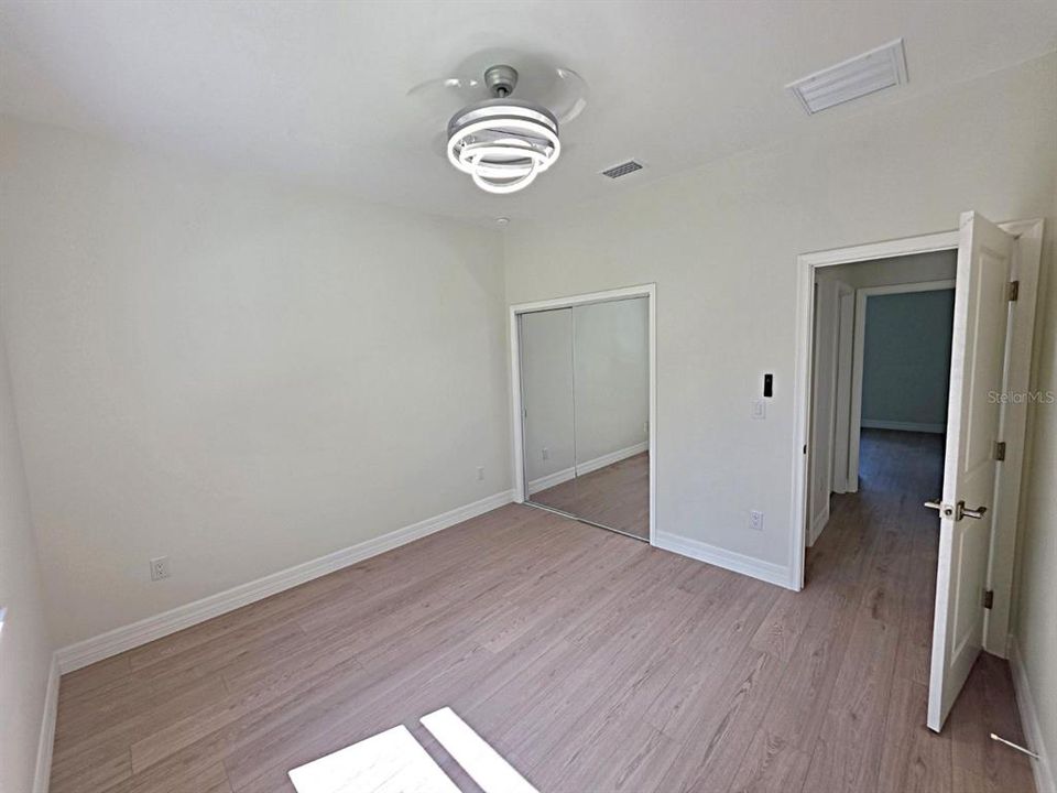 For Sale: $399,000 (3 beds, 2 baths, 1703 Square Feet)