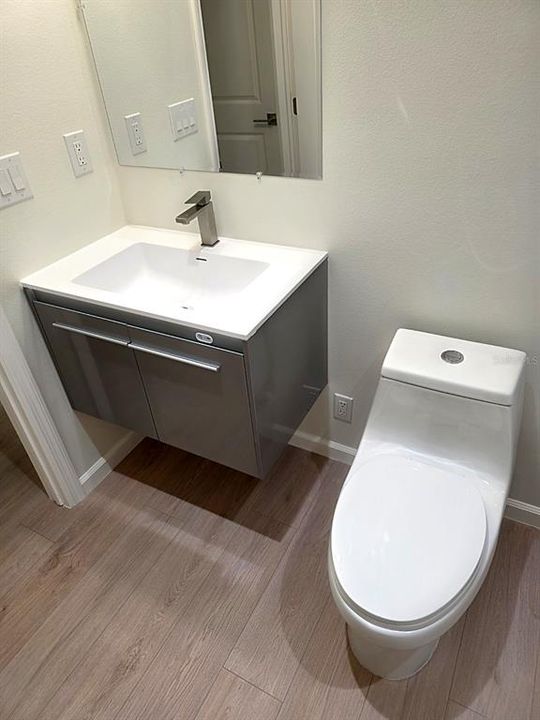 For Sale: $399,000 (3 beds, 2 baths, 1703 Square Feet)