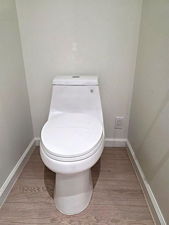 For Sale: $399,000 (3 beds, 2 baths, 1703 Square Feet)