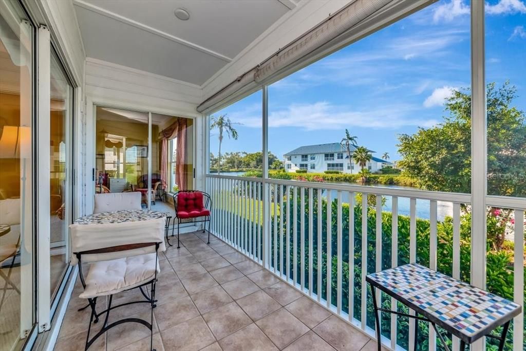 Под контрактом: $309,000 (2 спален, 2 ванн, 1185 Квадратных фут)