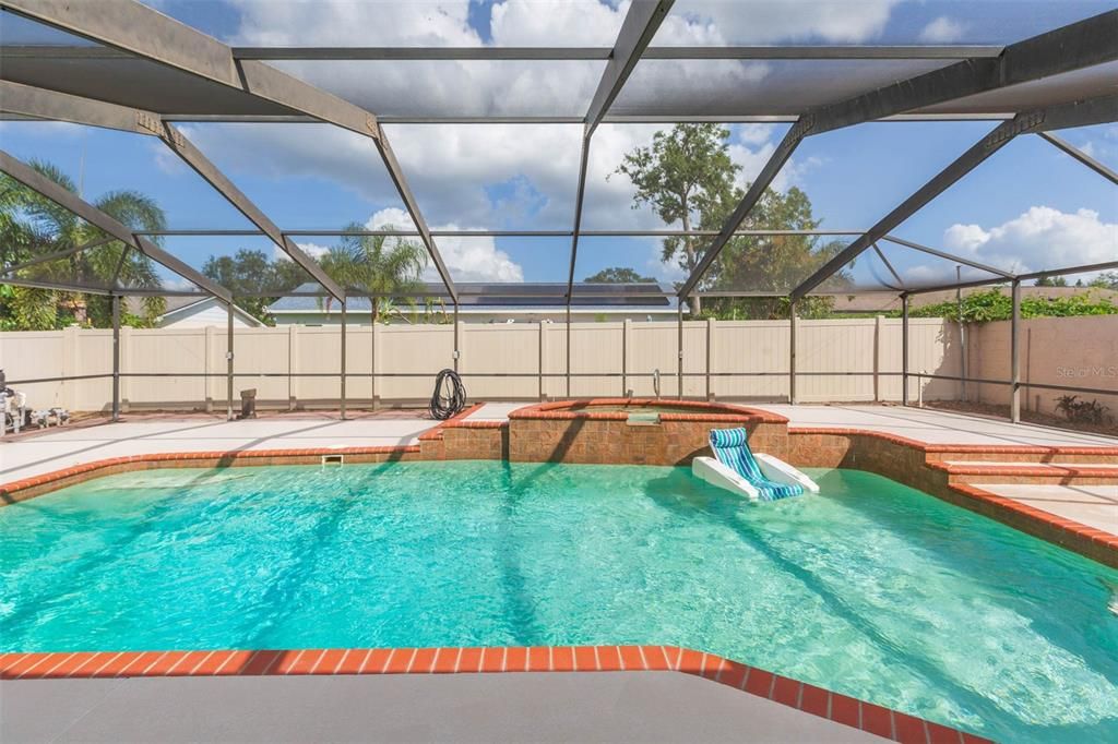 For Sale: $474,000 (4 beds, 2 baths, 1546 Square Feet)