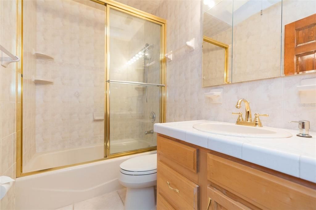 For Sale: $474,000 (4 beds, 2 baths, 1546 Square Feet)