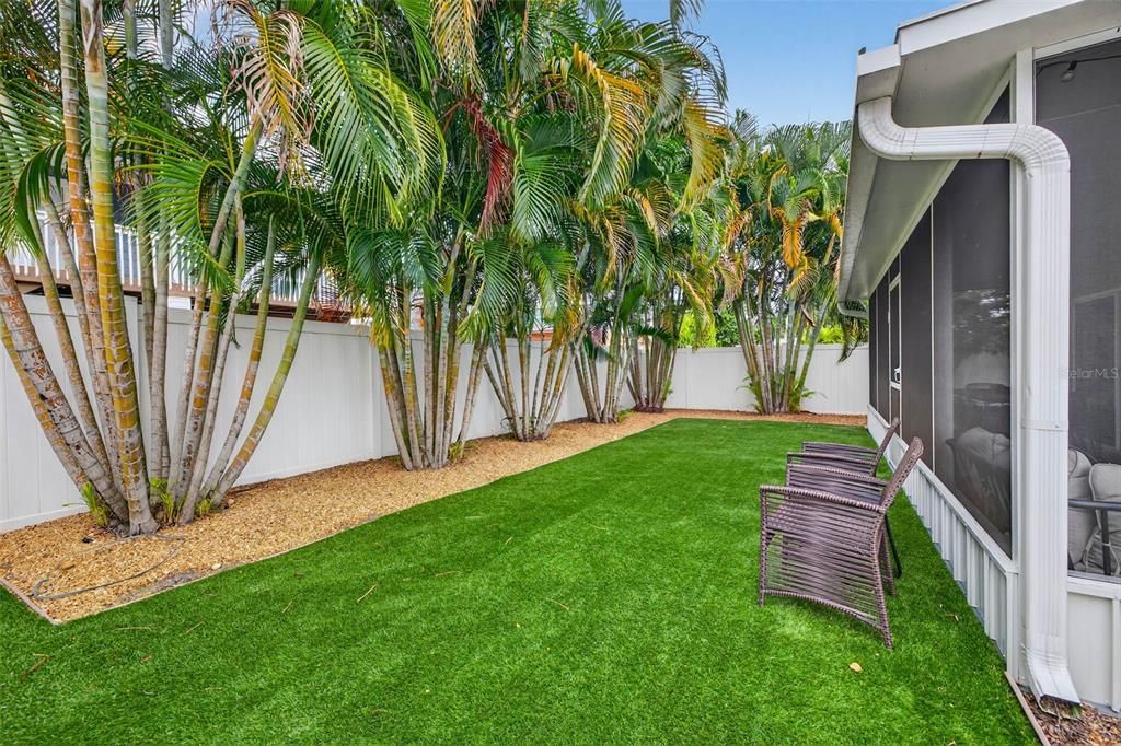 Active With Contract: $4,000 (3 beds, 2 baths, 1807 Square Feet)